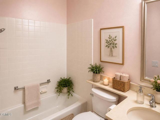 20209 Village 20, Camarillo, CA 93012