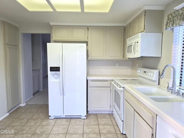 20209 Village 20, Camarillo, CA 93012