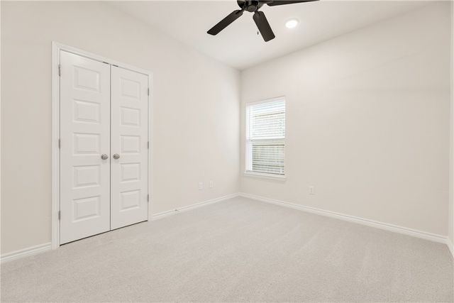 4084 Crestmont Drive, College Station, TX 77845