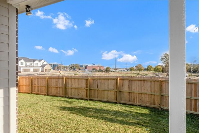 4084 Crestmont Drive, College Station, TX 77845