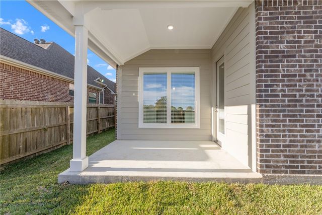 4084 Crestmont Drive, College Station, TX 77845