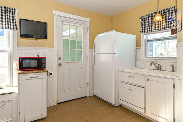 49 Washington Street, Rochester, NH 03867