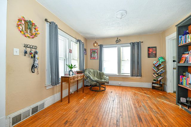 49 Washington Street, Rochester, NH 03867