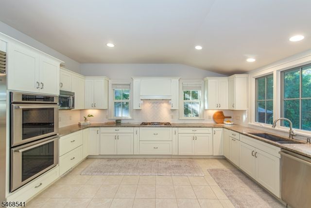 136 Montclair Ave, Montclair Twp., NJ 07042