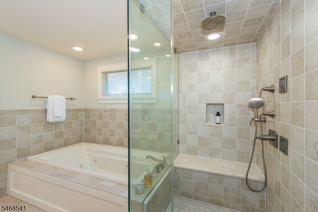 136 Montclair Ave, Montclair Twp., NJ 07042