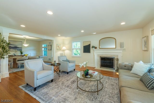 136 Montclair Ave, Montclair Twp., NJ 07042