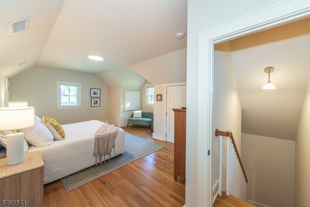 136 Montclair Ave, Montclair Twp., NJ 07042
