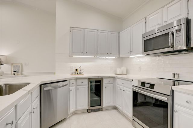 2111 Welch Street A331, Houston, TX 77019