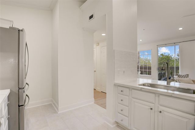 2111 Welch Street A331, Houston, TX 77019