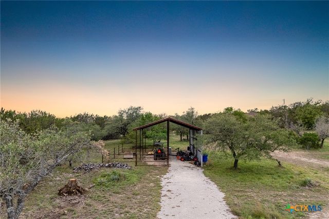 424 Panther Creek Road, Kempner, TX 76539
