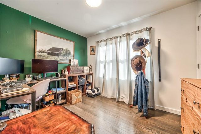 5224 Nieman Road, Shawnee, KS 66203