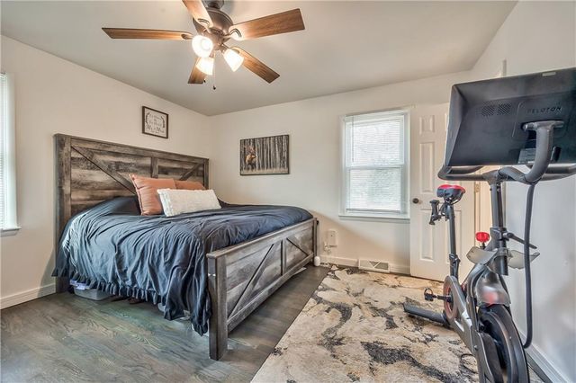 5224 Nieman Road, Shawnee, KS 66203