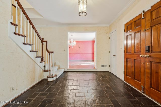 6300 Shadow Wood Ct, Prospect, KY 40059