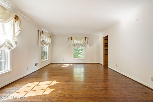6300 Shadow Wood Ct, Prospect, KY 40059