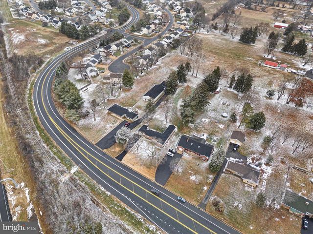 1049 BEAR RD, New Castle, DE 19720