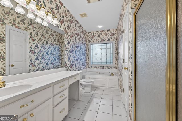 2240 Stockton Walk Lane, Snellville, GA 30078