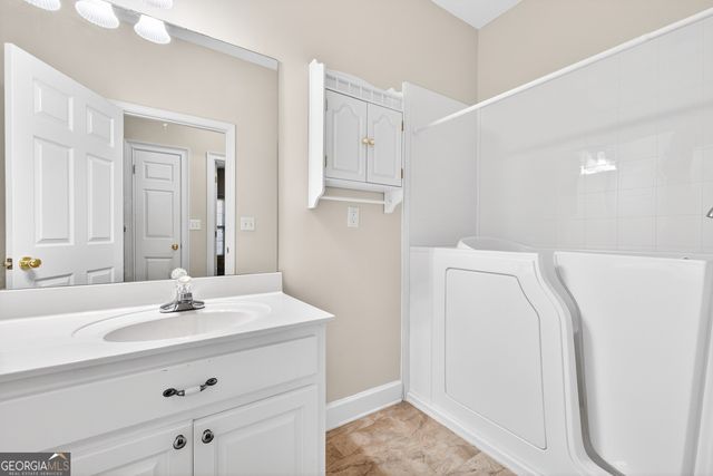 2240 Stockton Walk Lane, Snellville, GA 30078