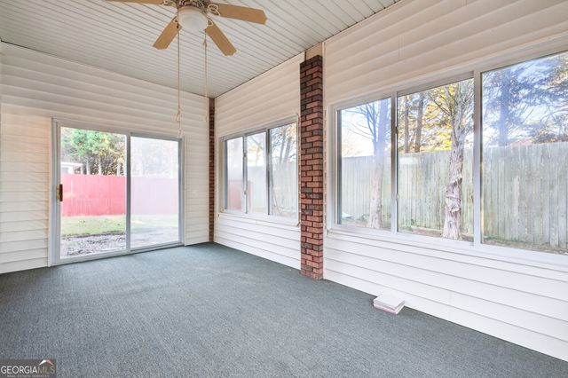 2240 Stockton Walk Lane, Snellville, GA 30078