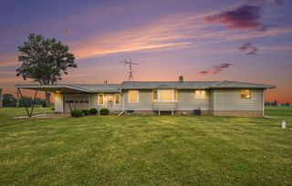 12354 Gardner Road, Buchanan, MI 49107