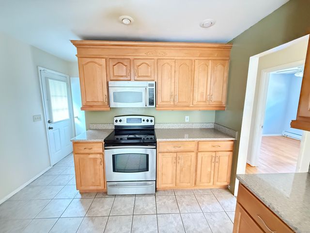 762 Woodin Street, Hamden, CT 06514