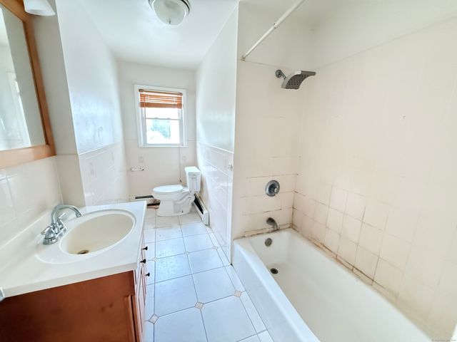 762 Woodin Street, Hamden, CT 06514