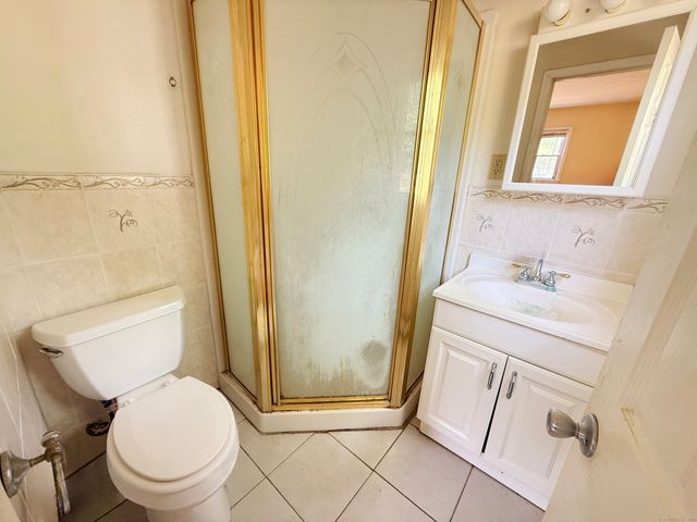 762 Woodin Street, Hamden, CT 06514