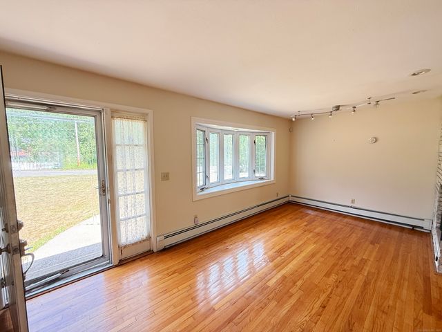 762 Woodin Street, Hamden, CT 06514