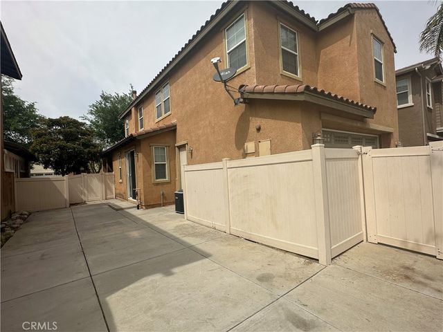 11181 Dallas, Loma Linda, CA 92354