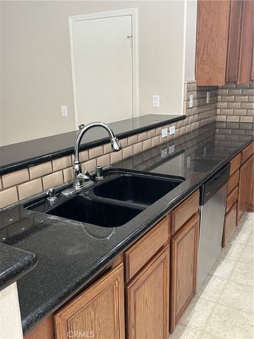 11181 Dallas, Loma Linda, CA 92354