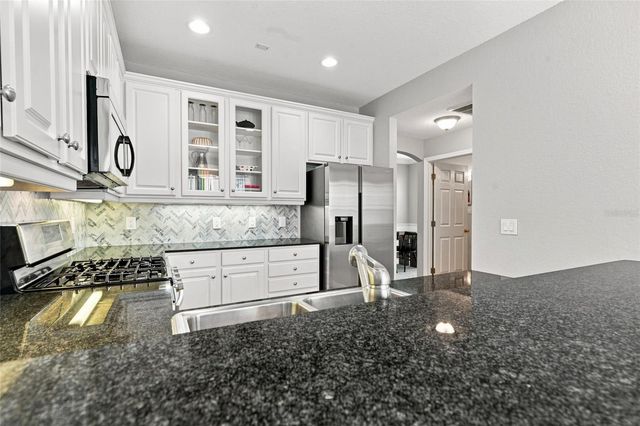 3315 W DE LEON STREET 18, Tampa, FL 33609