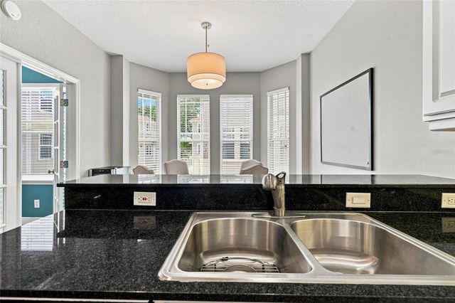 3315 W DE LEON STREET 18, Tampa, FL 33609