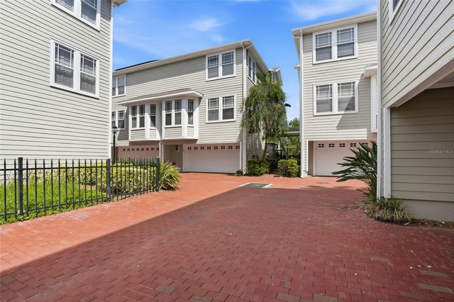 3315 W DE LEON STREET 18, Tampa, FL 33609