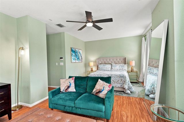 3315 W DE LEON STREET 18, Tampa, FL 33609