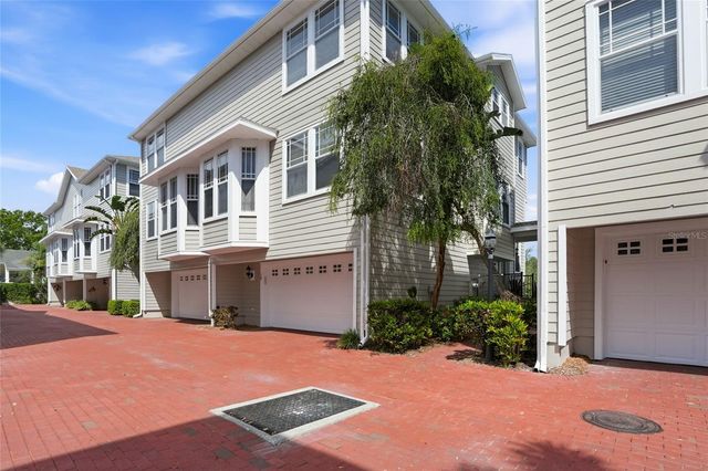 3315 W DE LEON STREET 18, Tampa, FL 33609