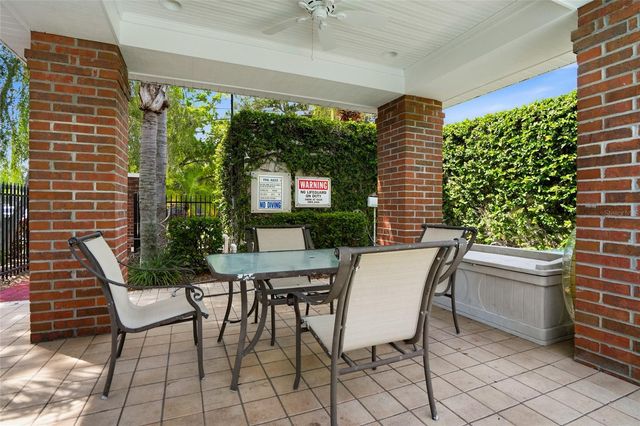 3315 W DE LEON STREET 18, Tampa, FL 33609