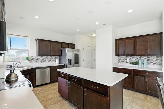 6736 Sonora Boulevard, Brownsburg, IN 46112