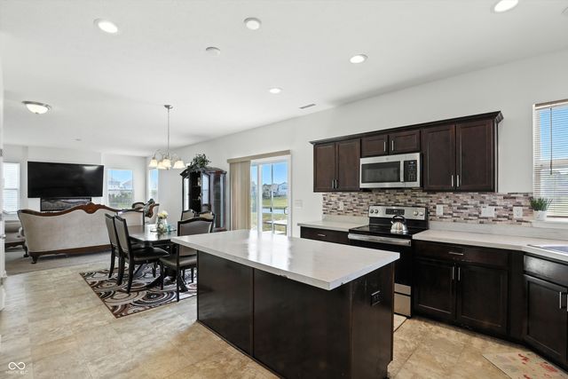 6736 Sonora Boulevard, Brownsburg, IN 46112