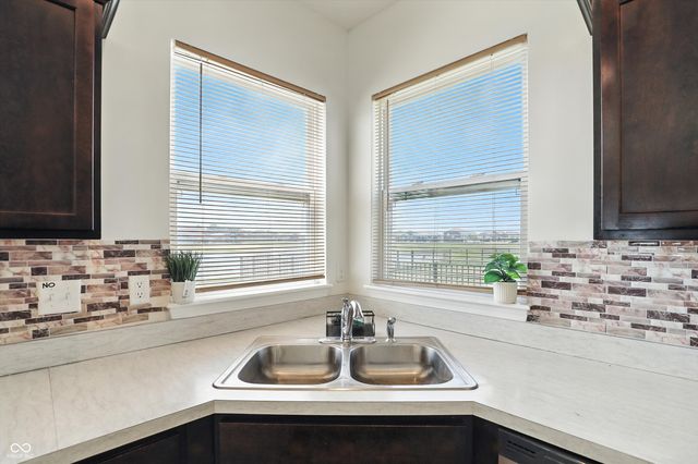 6736 Sonora Boulevard, Brownsburg, IN 46112