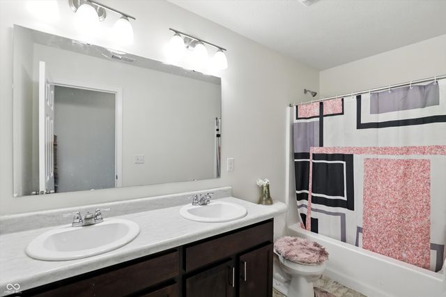 6736 Sonora Boulevard, Brownsburg, IN 46112