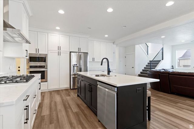 3118 W 1600 N, Clinton, UT 84015