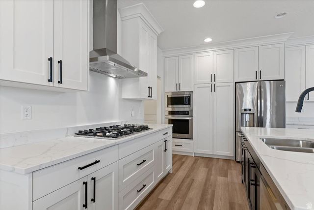 3118 W 1600 N, Clinton, UT 84015