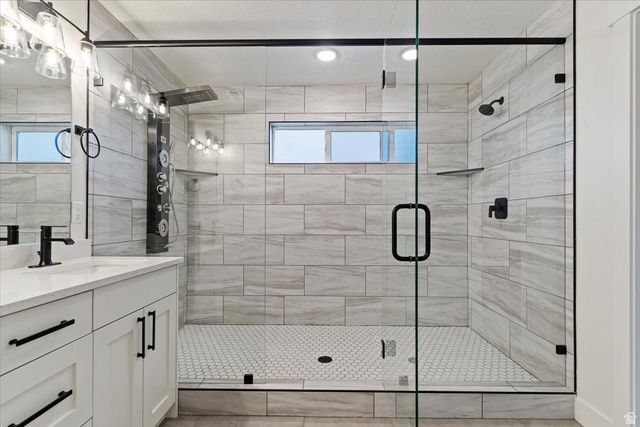 3118 W 1600 N, Clinton, UT 84015