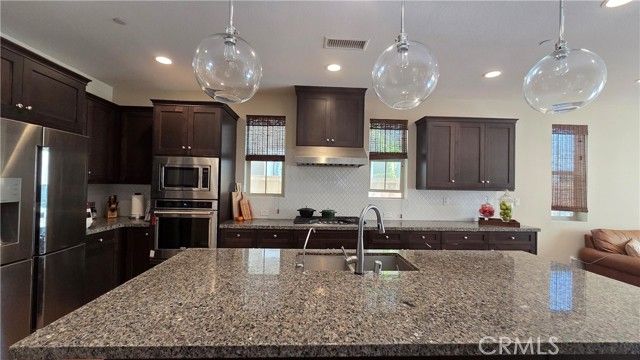 136 Brambles, Irvine, CA 92618