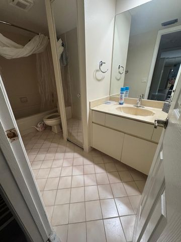 730 NW 98th Circle, Plantation, FL 33324