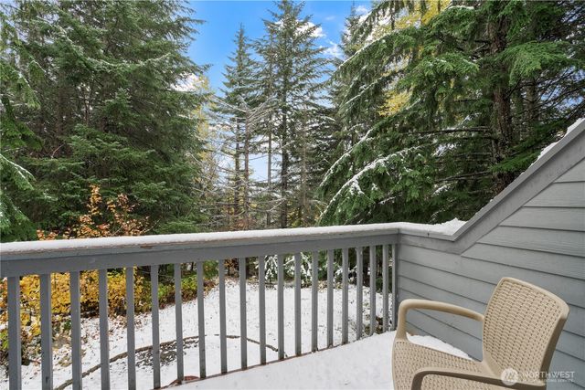 180 Chamonix Place, Snoqualmie Pass, WA 98068