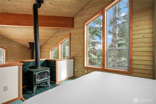 180 Chamonix Place, Snoqualmie Pass, WA 98068