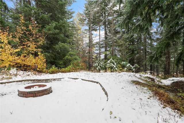 180 Chamonix Place, Snoqualmie Pass, WA 98068