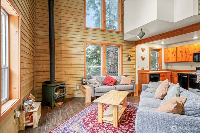 180 Chamonix Place, Snoqualmie Pass, WA 98068