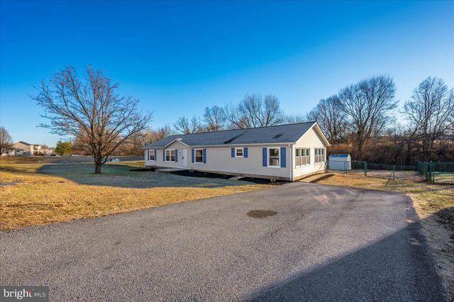 267 TEAL RD, Martinsburg, WV 25405