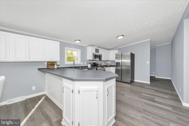 267 TEAL RD, Martinsburg, WV 25405